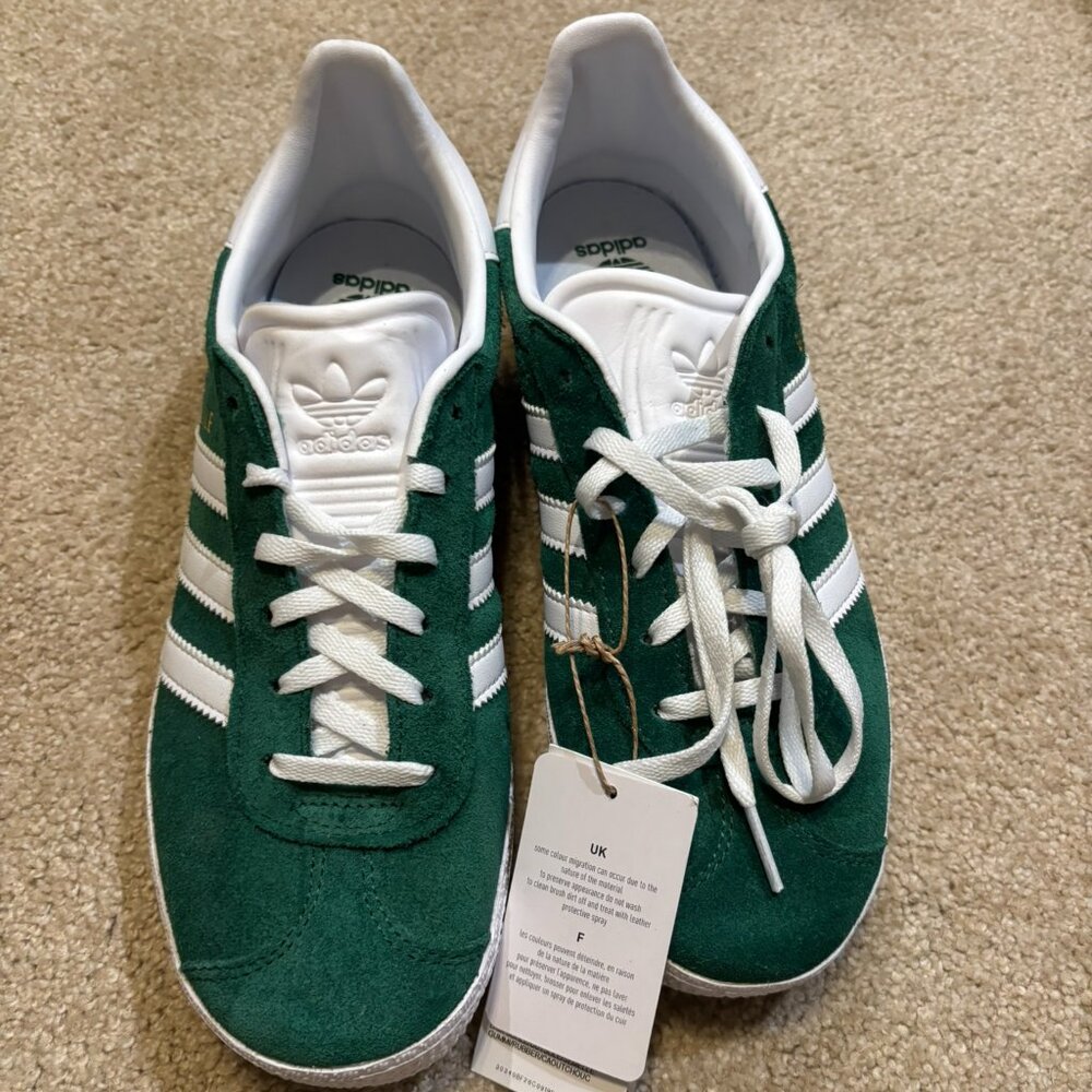 Gazelle Shoes Youth Shoes Size  5 adidass